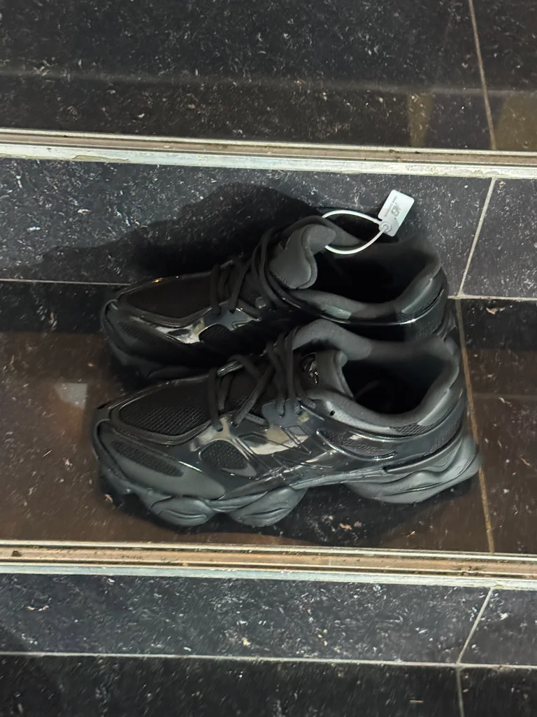 New Balance 9060X – Noir – Neuve avec boîte et étiquette – Pointure 43 – photo 9